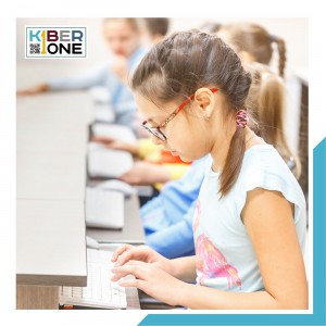 Наконец-то в Москве! - КИБЕРшкола программирования для детей, компьютерные курсы для школьников, начинающих и подростков - KIBERone г. Череповец